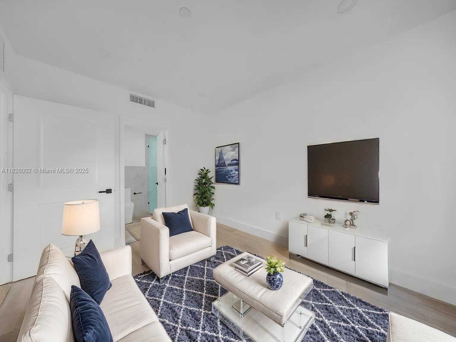 Small Image of 1037 NORTH WEST 2ND ST, Miami Number 8