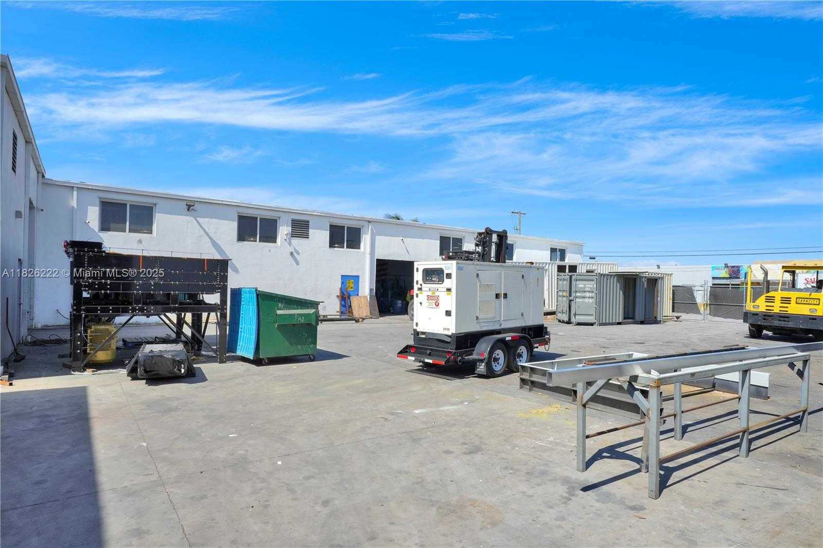 Small Image of 300 EAST 10TH CT, Hialeah Number 18