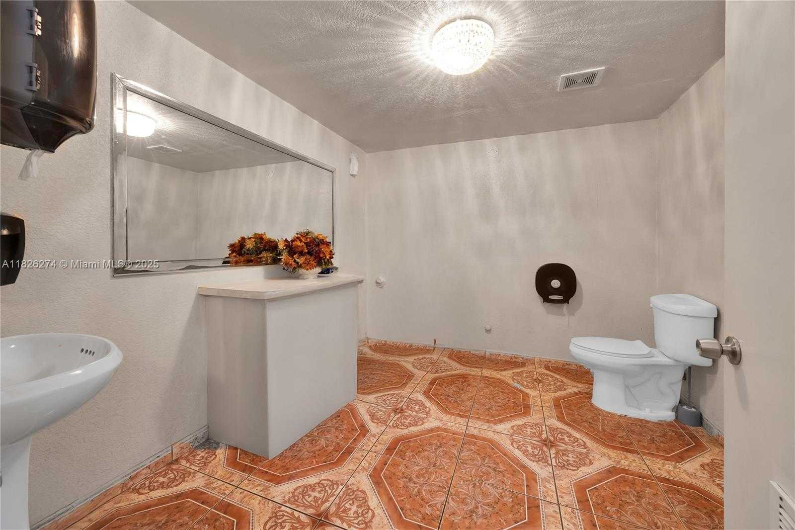 Small Image of 8523 NORTH WEST 22ND AVE, Miami Number 10