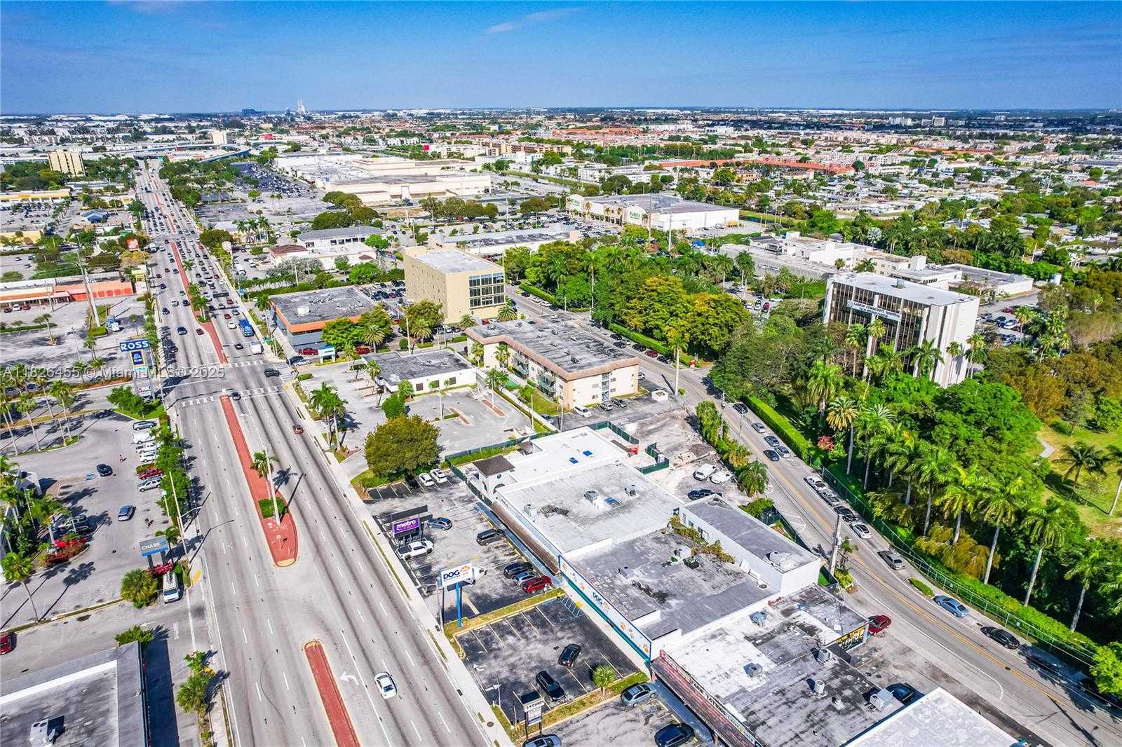 Small Image of 1415 WEST 49TH ST, Hialeah Number 3