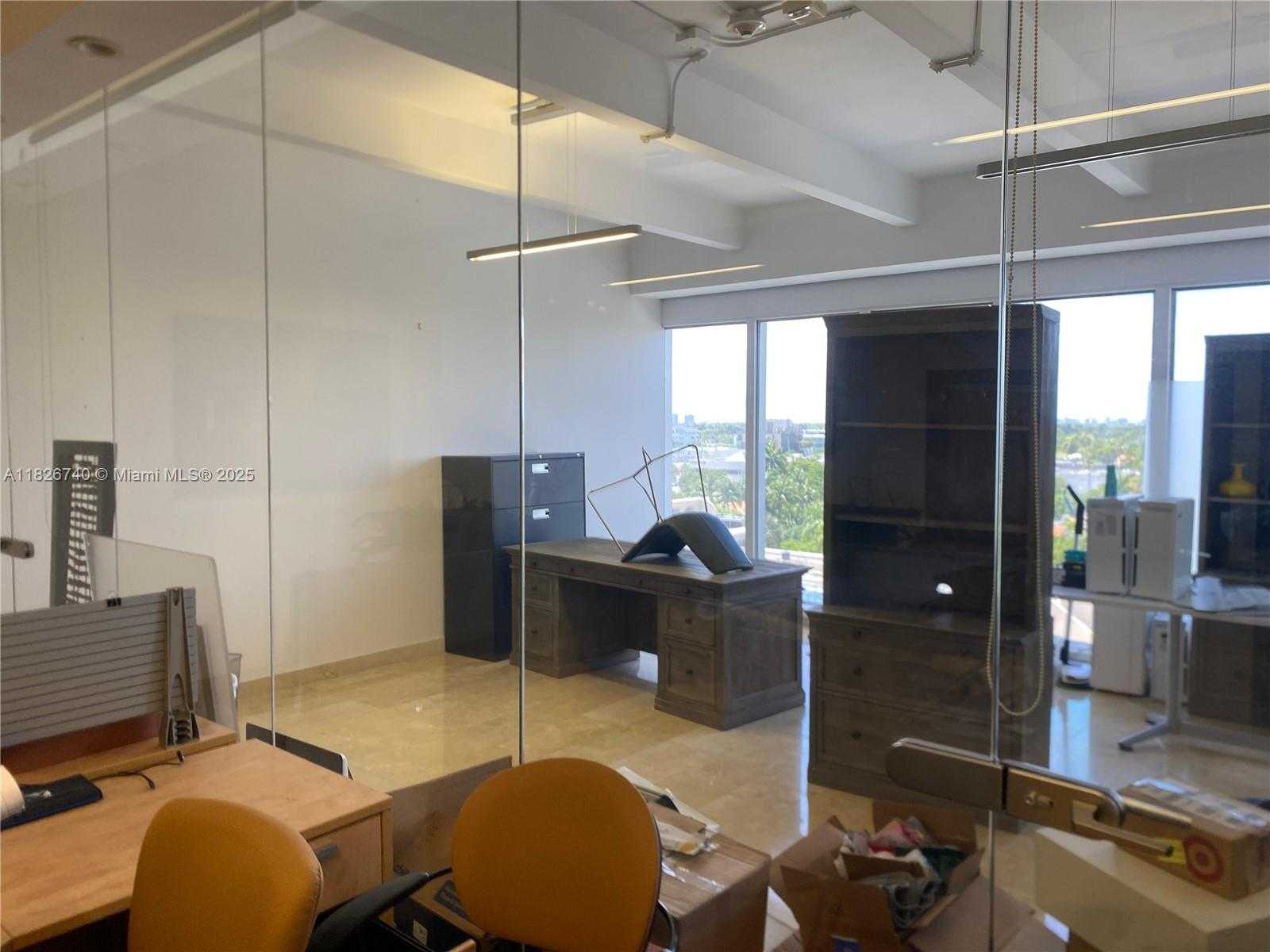 Small Image of 1680 MICHIGAN AVE #1014A, Miami Beach Number 5
