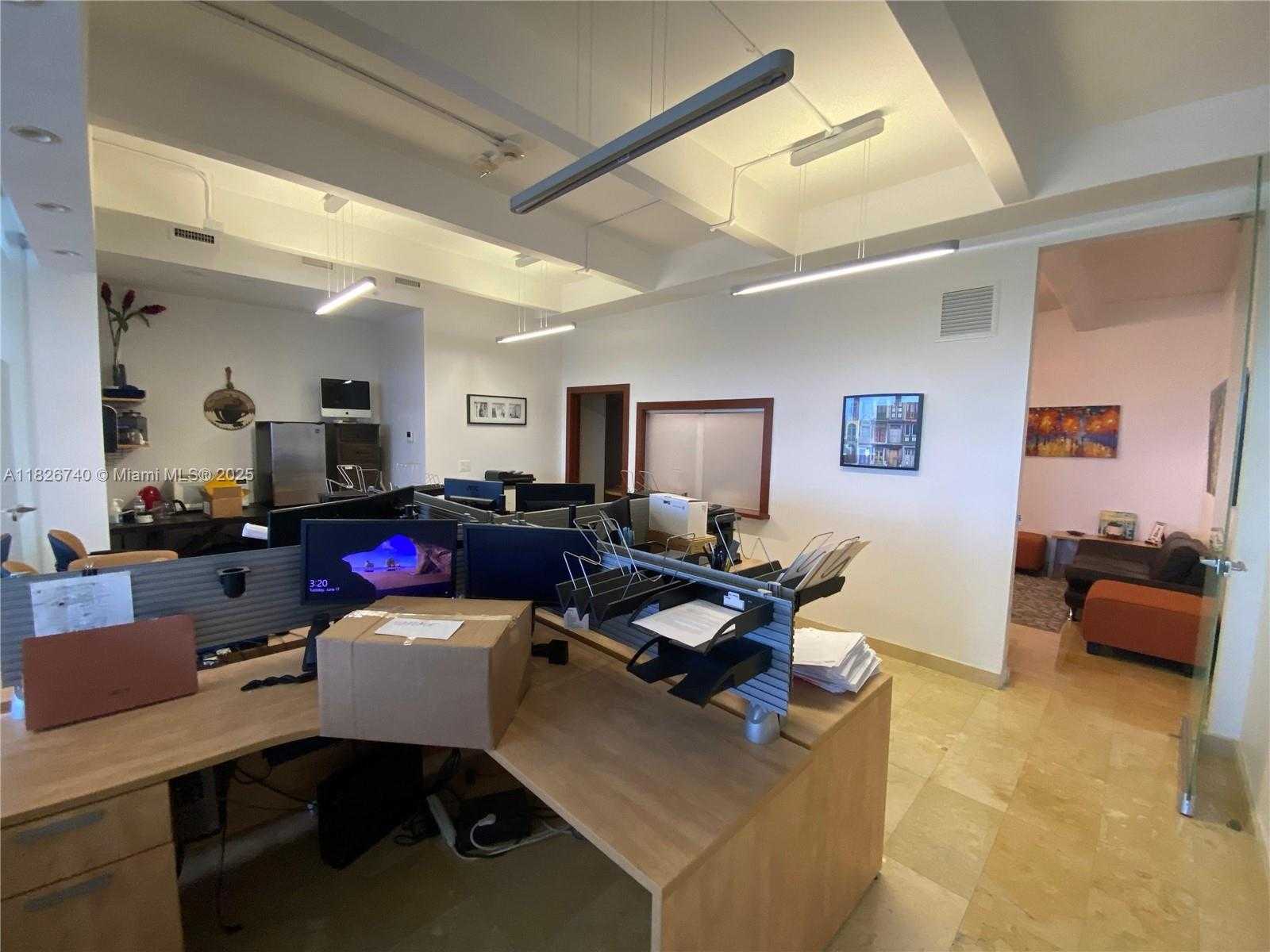 Small Image of 1680 MICHIGAN AVE #1014A, Miami Beach Number 7
