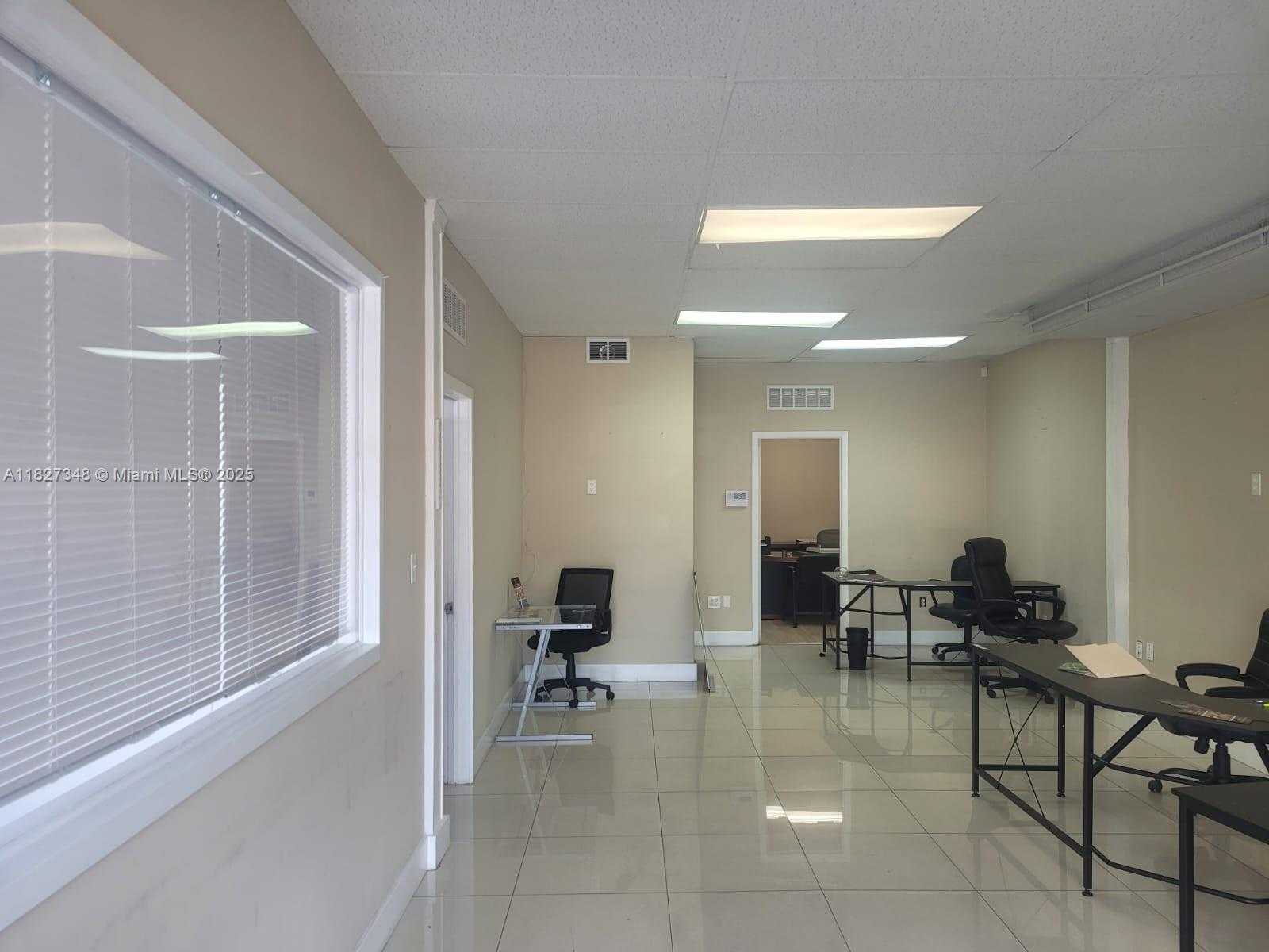 Small Image of 475 NORTH WEST LE JEUNE RD, Miami Number 2