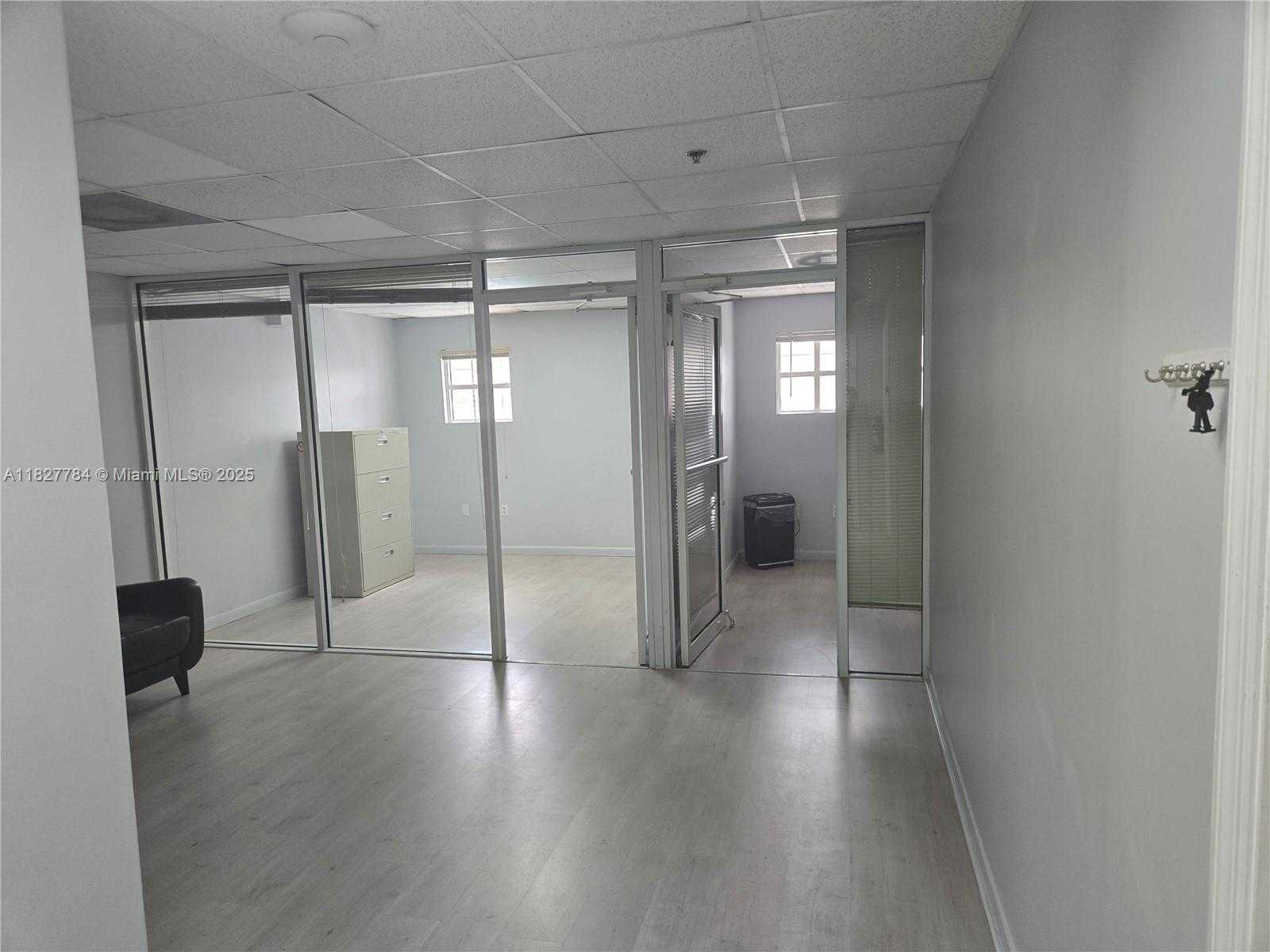 Small Image of 8574 NORTH WEST 61ST ST, Miami Number 3