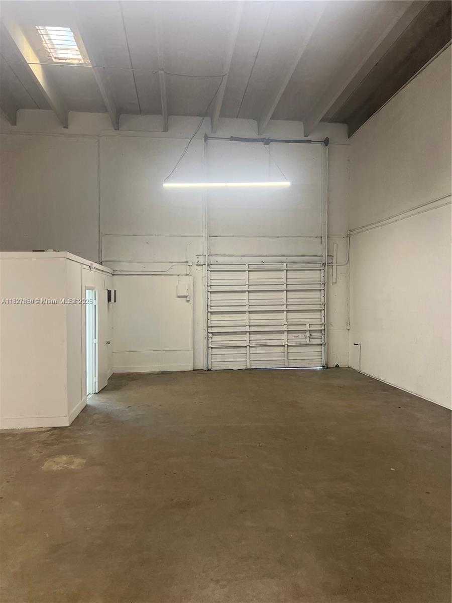 Small Image of 1885 NORTH EAST 149TH ST, North Miami Number 18