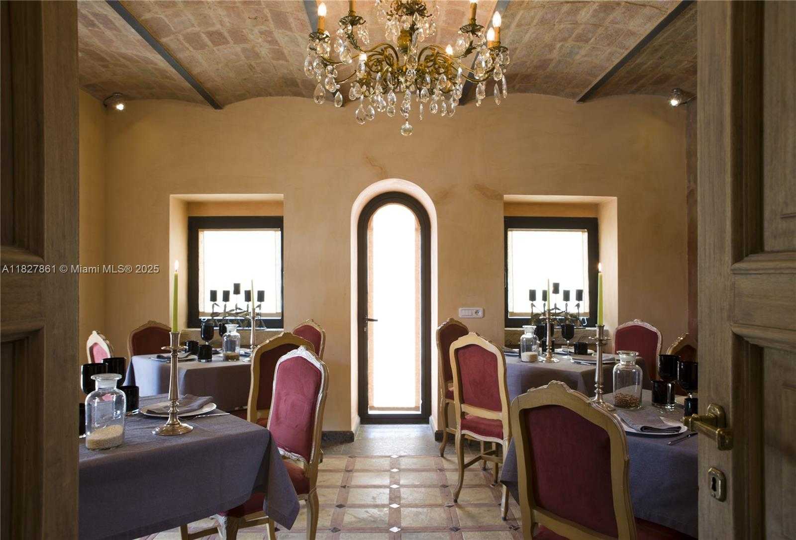 Small Image of UMBRIA ITALY, Out of City Number 30