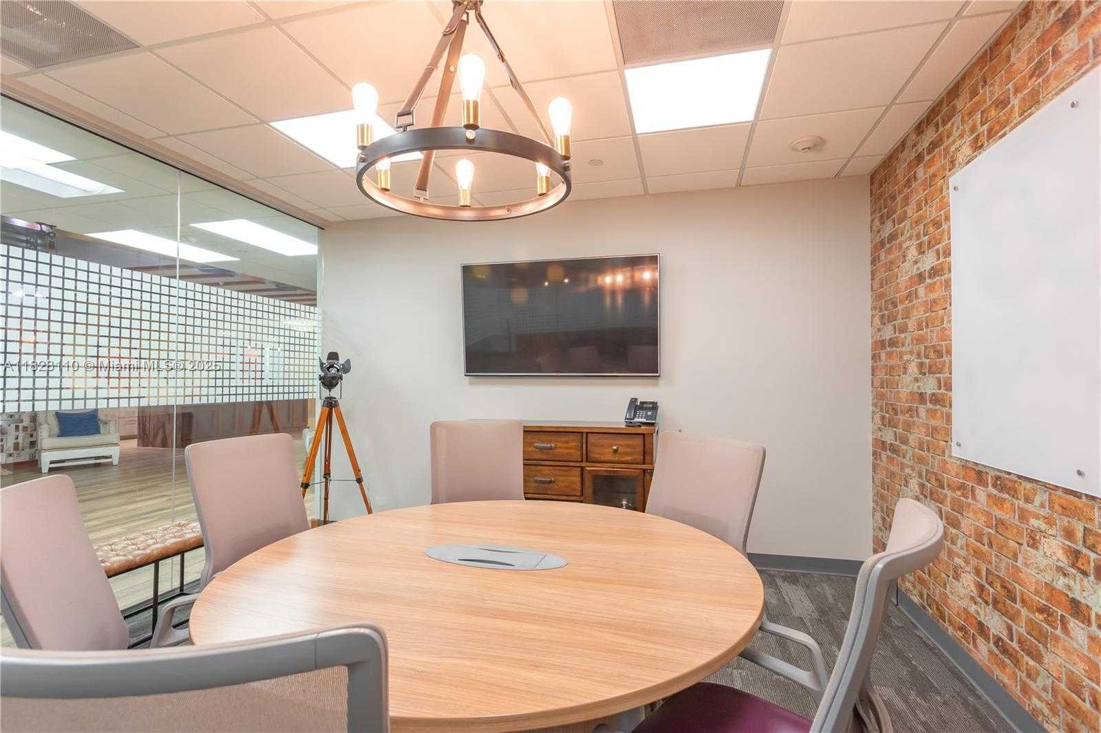 Small Image of 150 SOUTH PINE ISLAND RD, Plantation Number 32