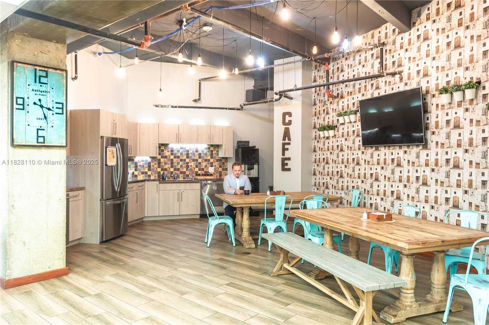 Small Image of 150 SOUTH PINE ISLAND RD, Plantation Number 33