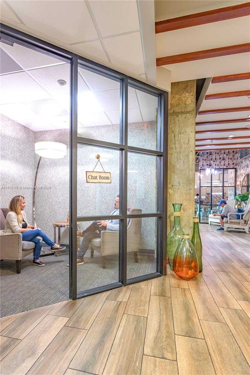 Small Image of 150 SOUTH PINE ISLAND RD, Plantation Number 5