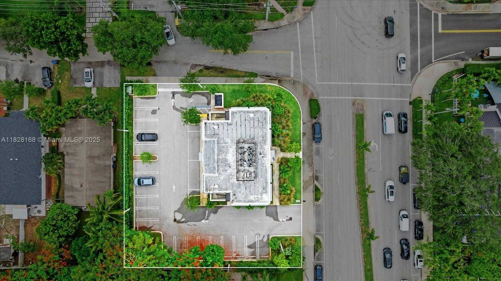 Small Image of 6330 SUNSET DR #STE 200, South Miami Number 20