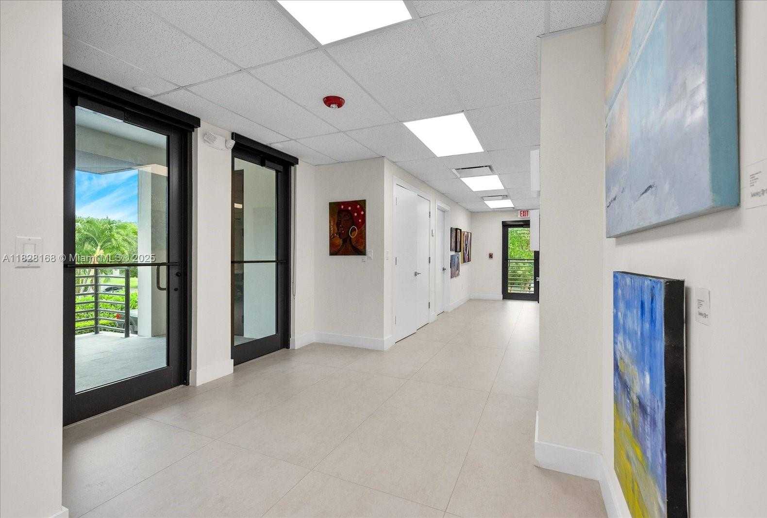 Small Image of 6330 SUNSET DR #STE 200, South Miami Number 24