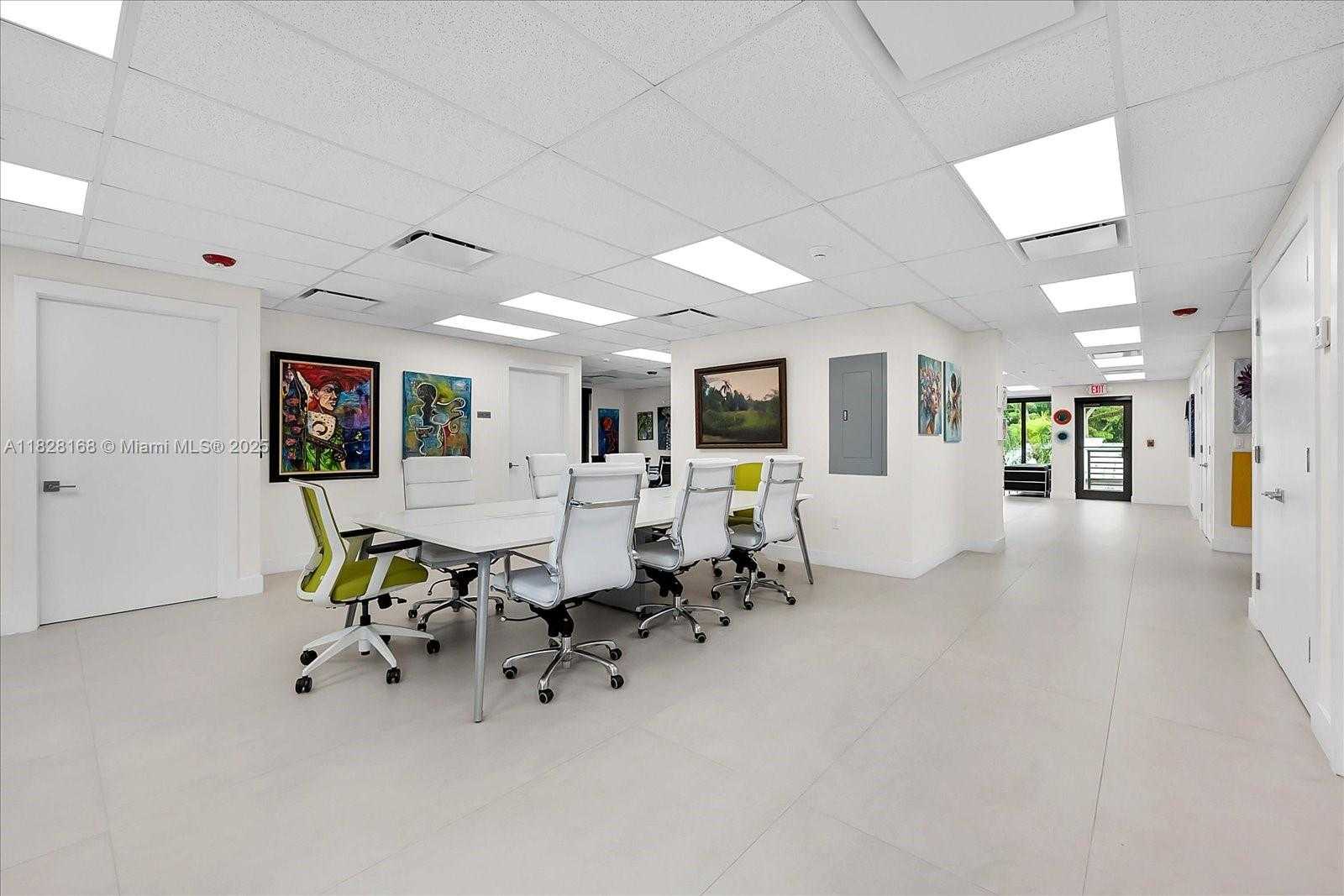 Small Image of 6330 SUNSET DR #STE 200, South Miami Number 29