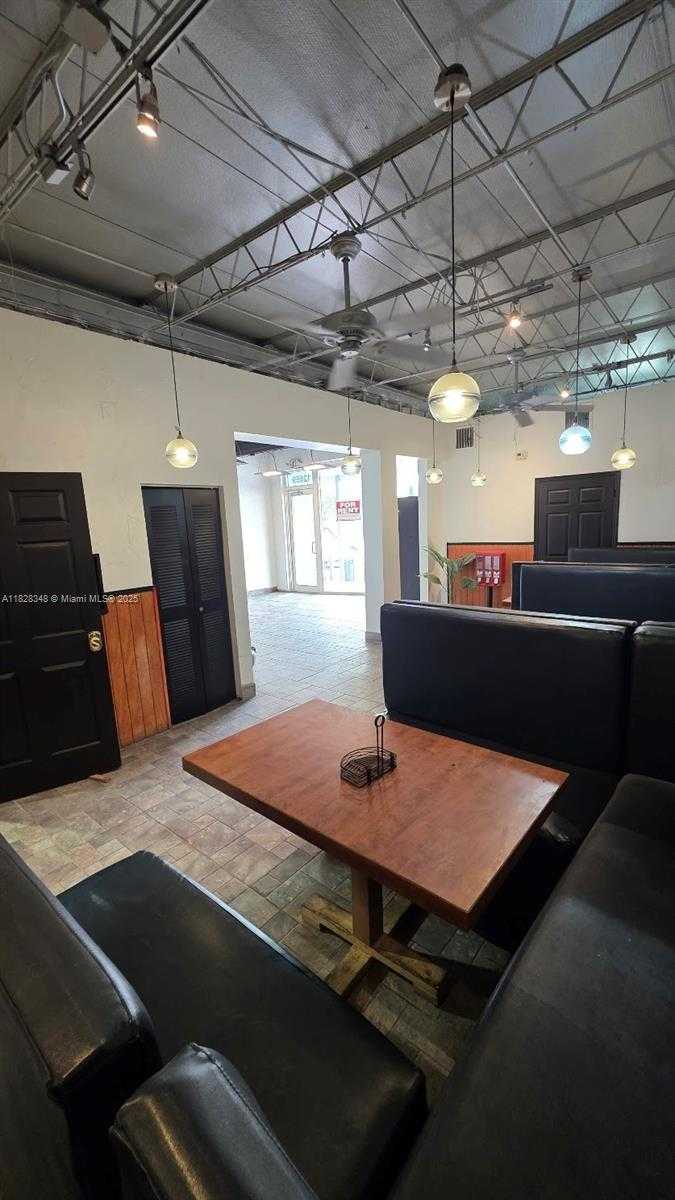 Small Image of 12659 NORTH WEST 17TH AVE, North Miami Number 11