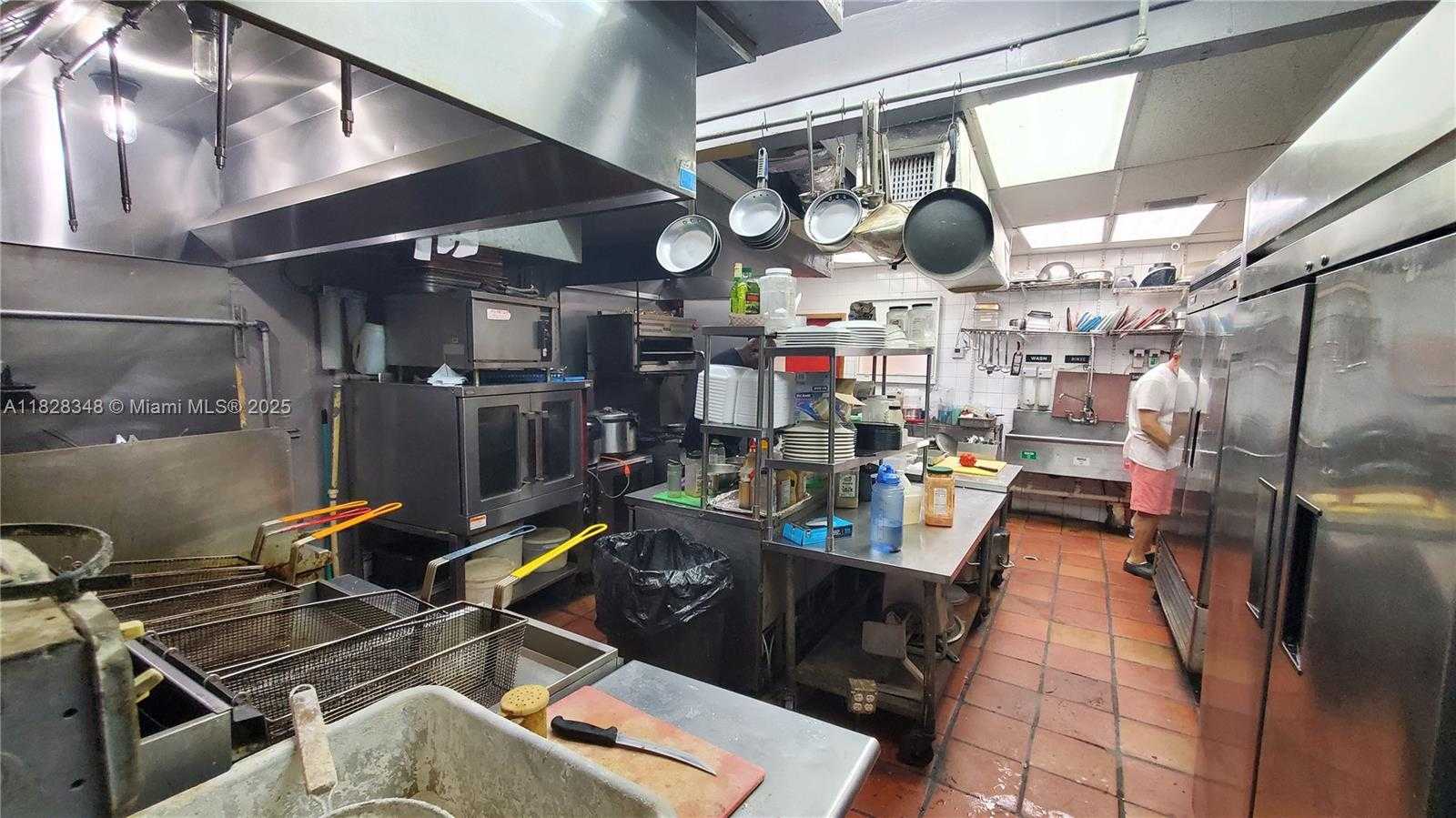 Small Image of 12659 NORTH WEST 17TH AVE, North Miami Number 3