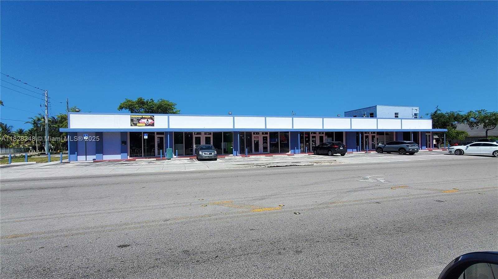 Small Image of 12659 NORTH WEST 17TH AVE, North Miami Number 4