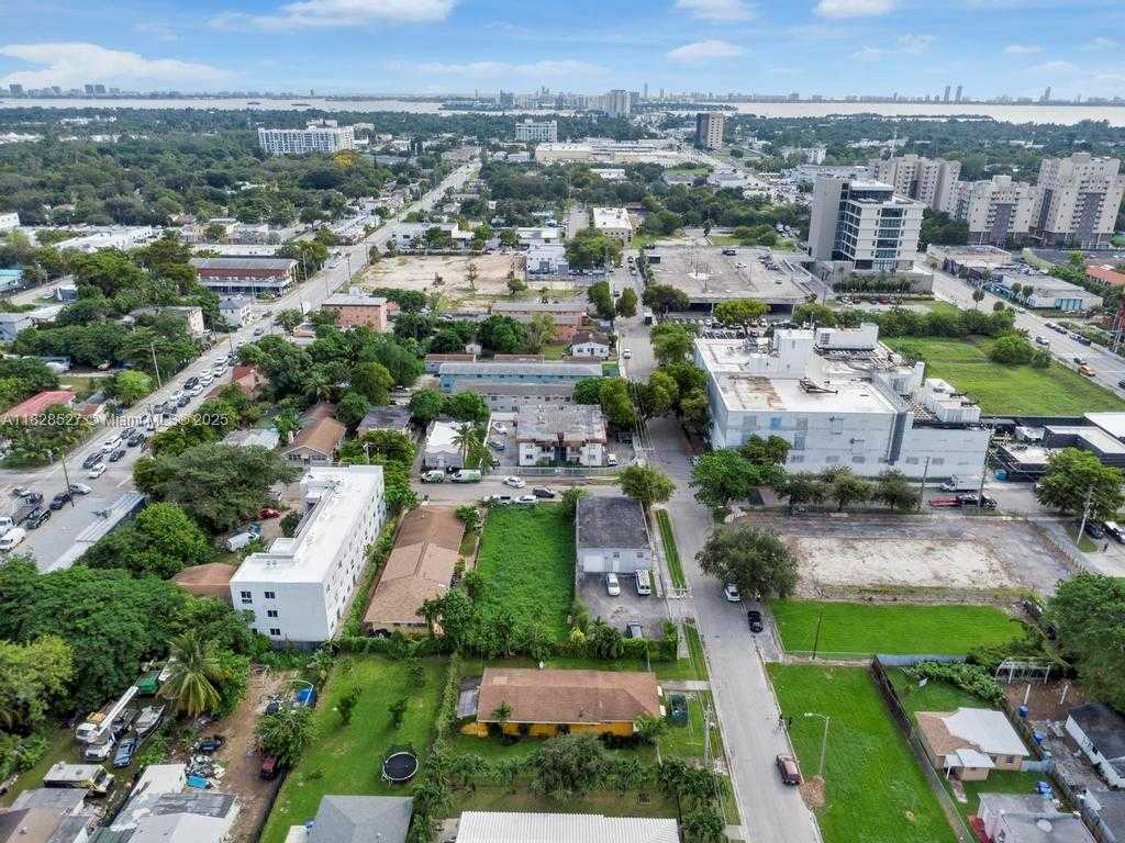 Small Image of 47 NORTH EAST 80TH TER, Miami Number 19
