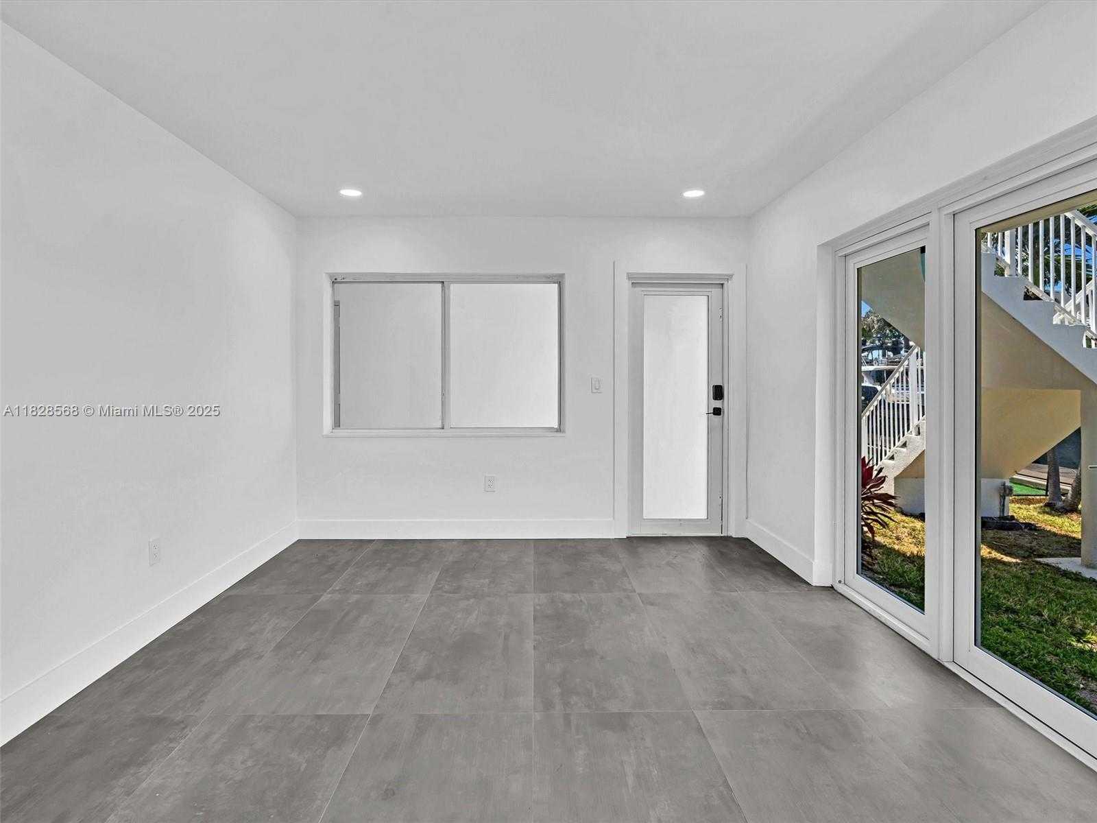 Small Image of 11900 NORTH BAYSHORE DR #1-8, North Miami Number 10