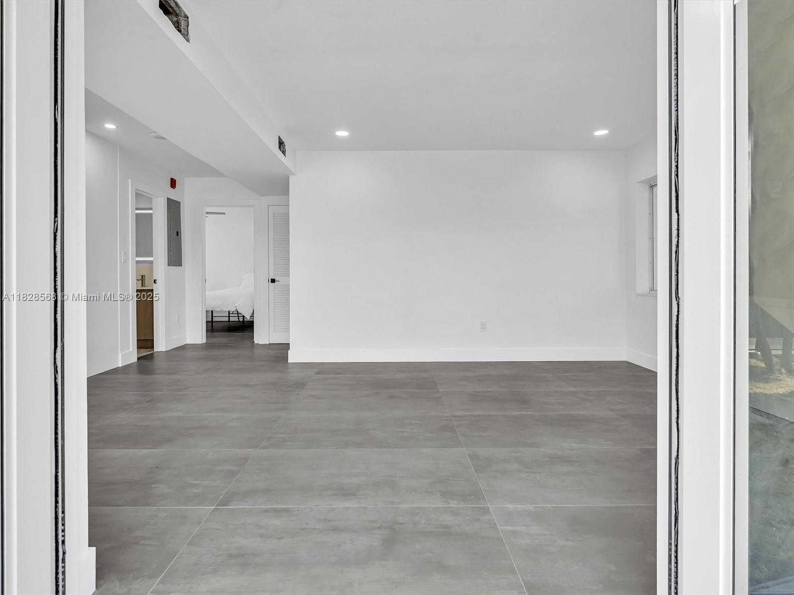 Small Image of 11900 NORTH BAYSHORE DR #1-8, North Miami Number 12
