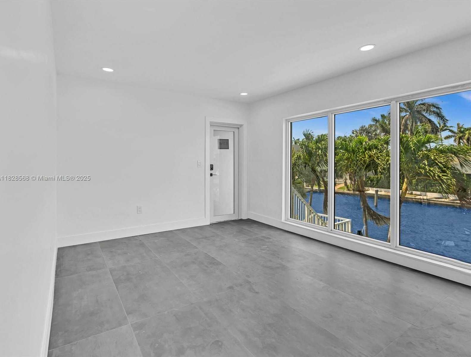 Small Image of 11900 NORTH BAYSHORE DR #1-8, North Miami Number 31