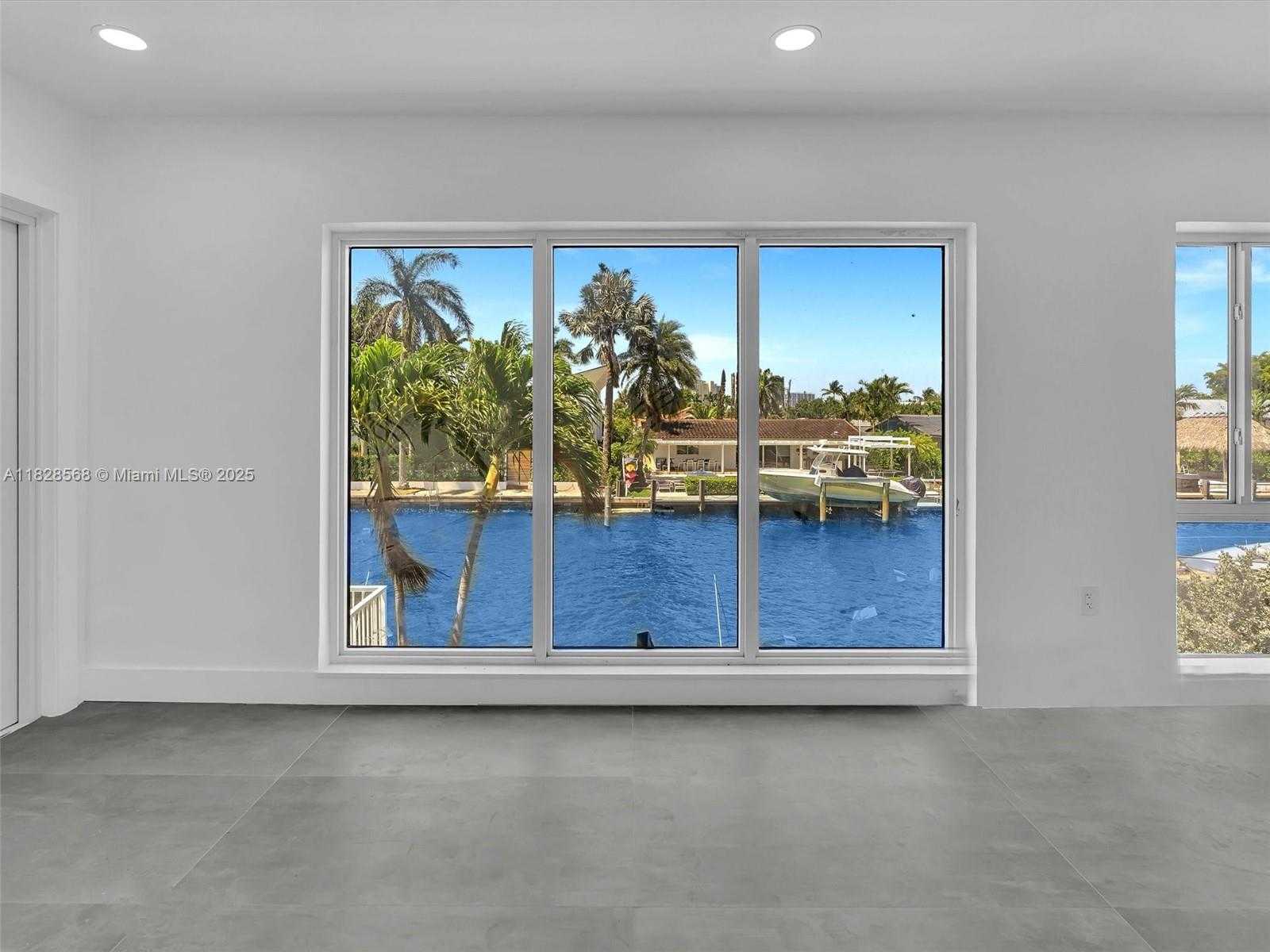 Small Image of 11900 NORTH BAYSHORE DR #1-8, North Miami Number 34