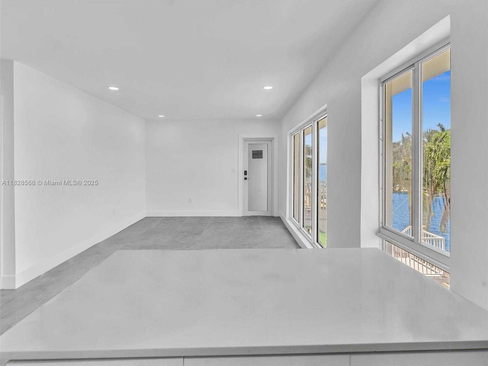Small Image of 11900 NORTH BAYSHORE DR #1-8, North Miami Number 40