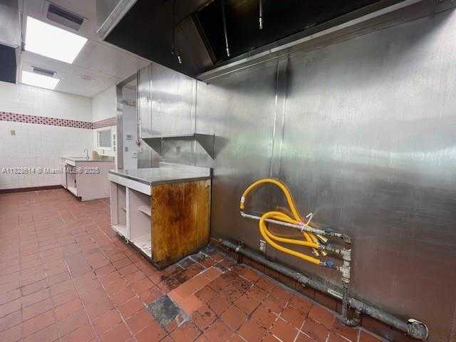 Small Image of 12221 TAFT ST, Pembroke Pines Number 16