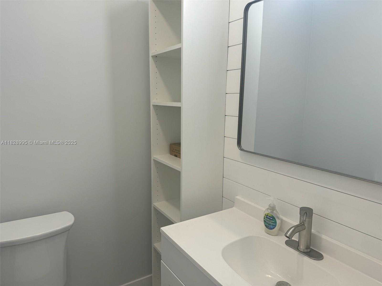 Small Image of 4950 SOUTH LE JEUNE RD #A, Coral Gables Number 2