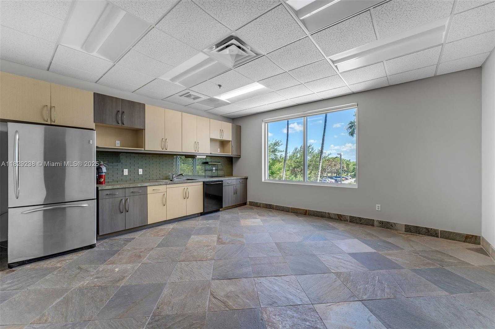Small Image of 6850 LYONS TECHNOLOGY CIR, Coconut Creek Number 15