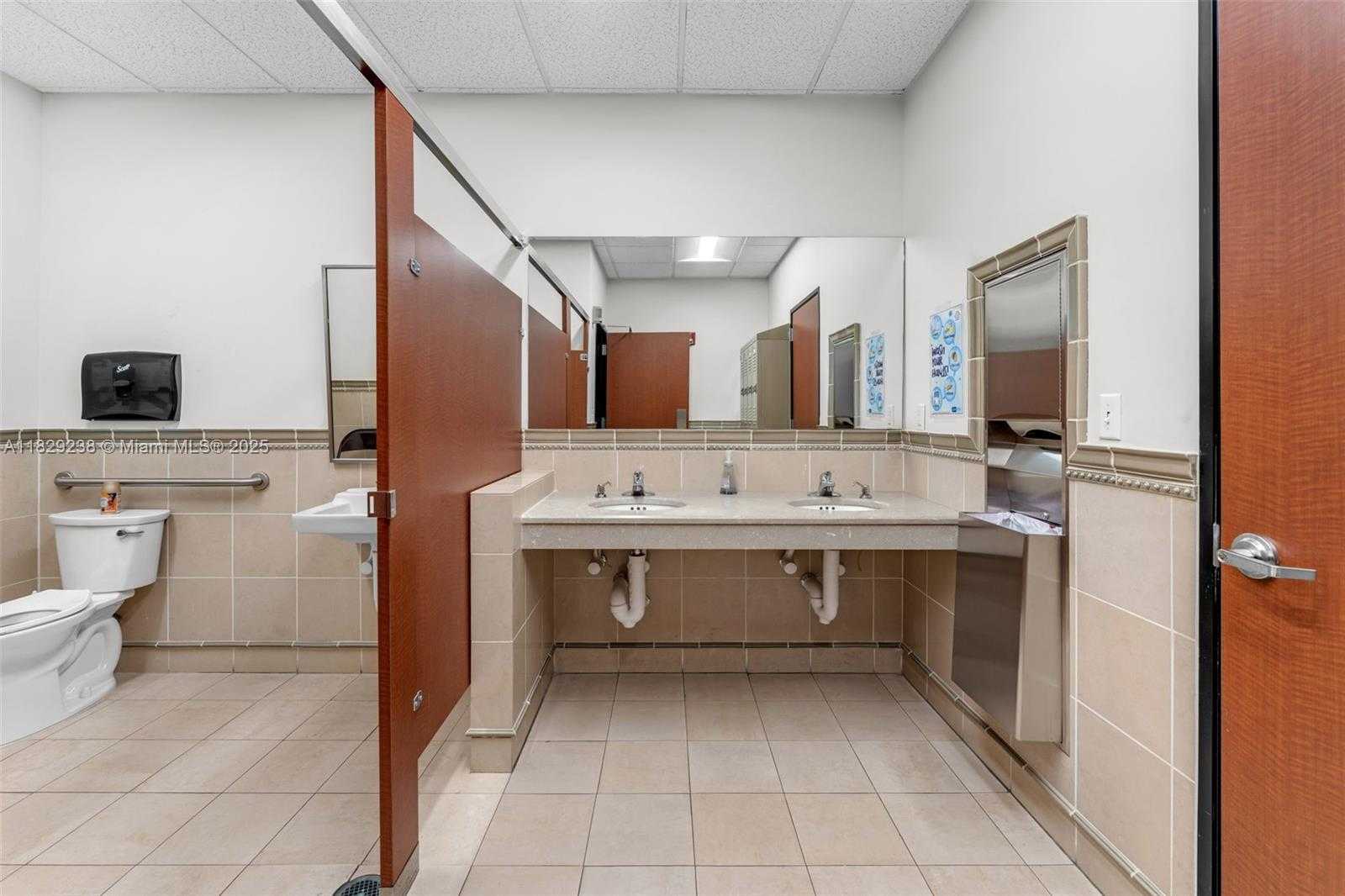 Small Image of 6850 LYONS TECHNOLOGY CIR, Coconut Creek Number 16