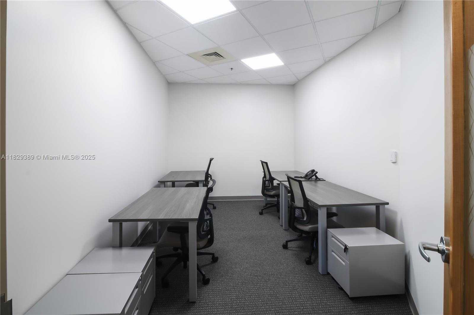 Small Image of 121 ALHAMBRA CIR #1000, Coral Gables Number 16
