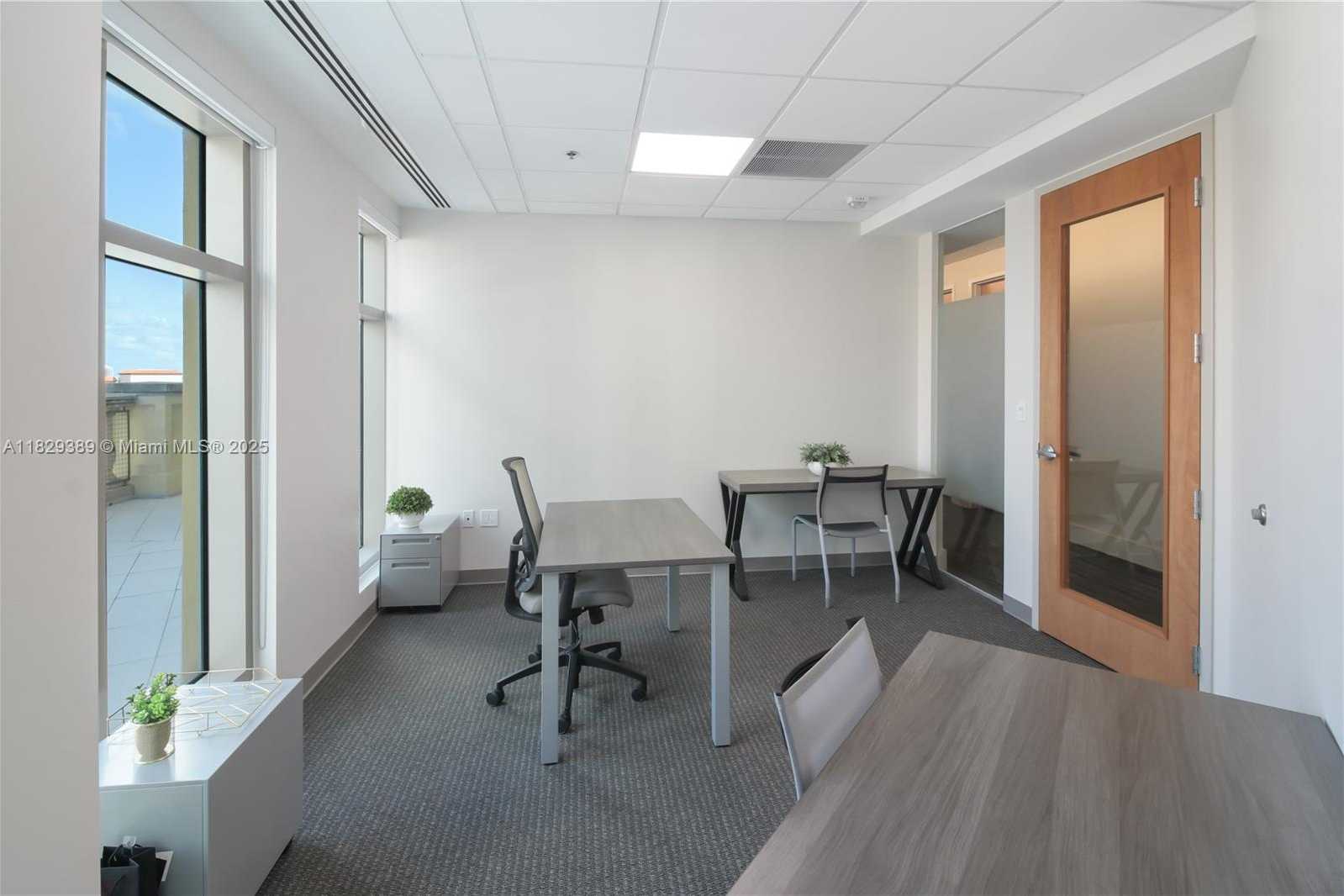 Small Image of 121 ALHAMBRA CIR #1000, Coral Gables Number 19