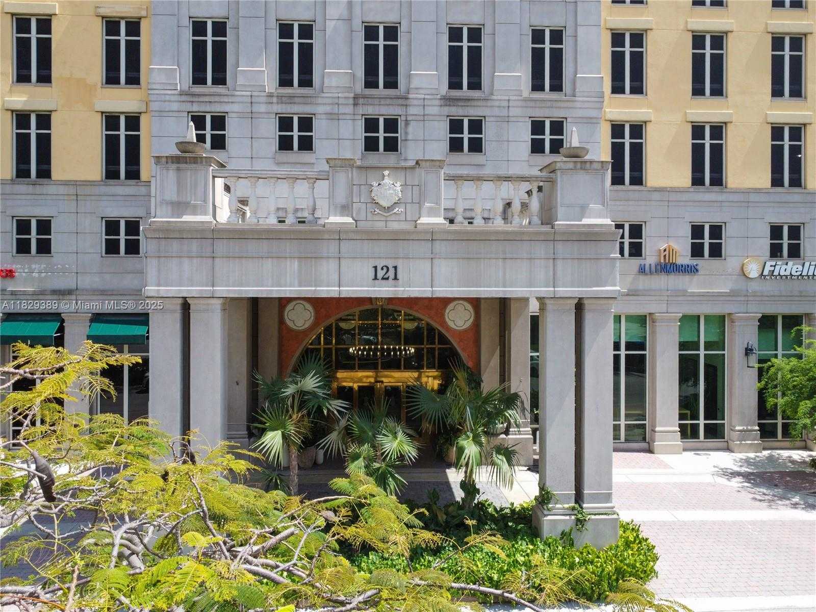 Small Image of 121 ALHAMBRA CIR #1000, Coral Gables Number 2