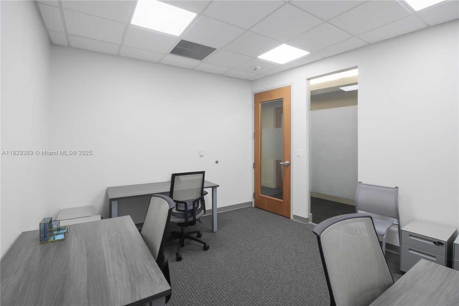 Small Image of 121 ALHAMBRA CIR #1000, Coral Gables Number 21