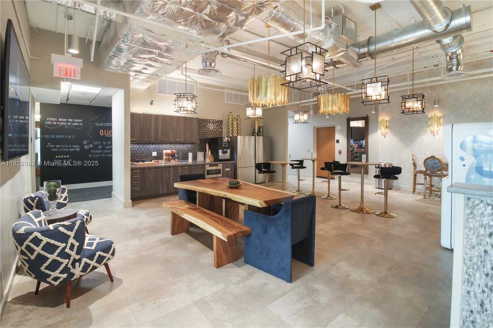 Small Image of 121 ALHAMBRA CIR #1000, Coral Gables Number 29
