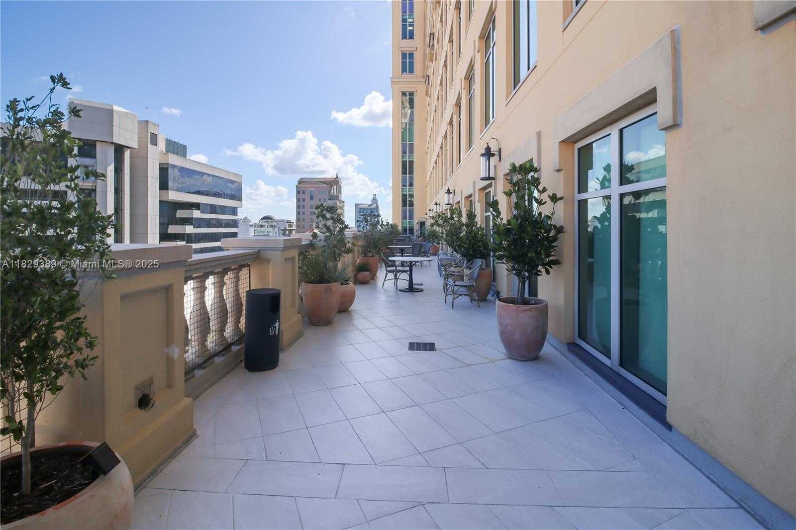 Small Image of 121 ALHAMBRA CIR #1000, Coral Gables Number 35
