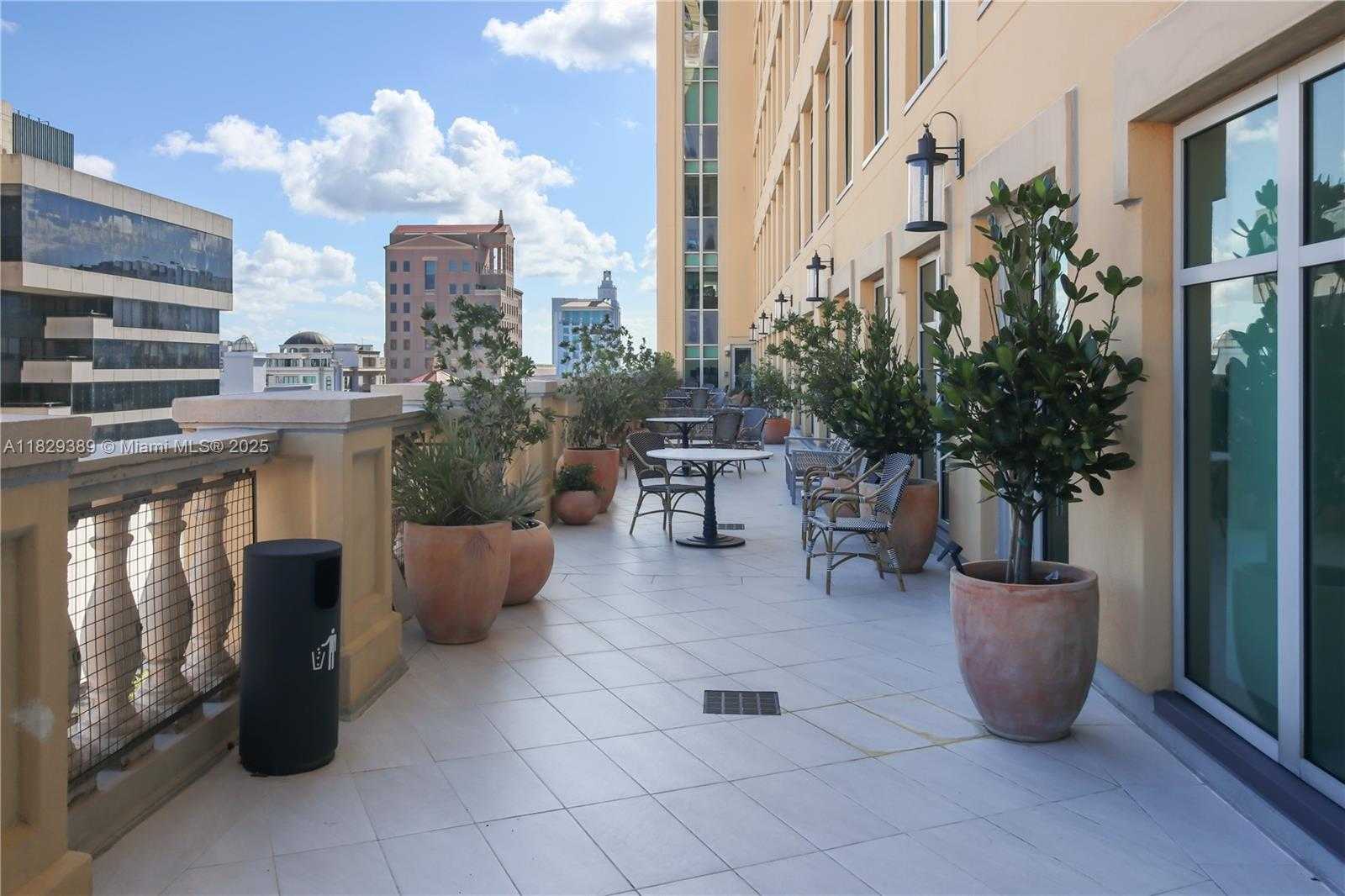 Small Image of 121 ALHAMBRA CIR #1000, Coral Gables Number 37