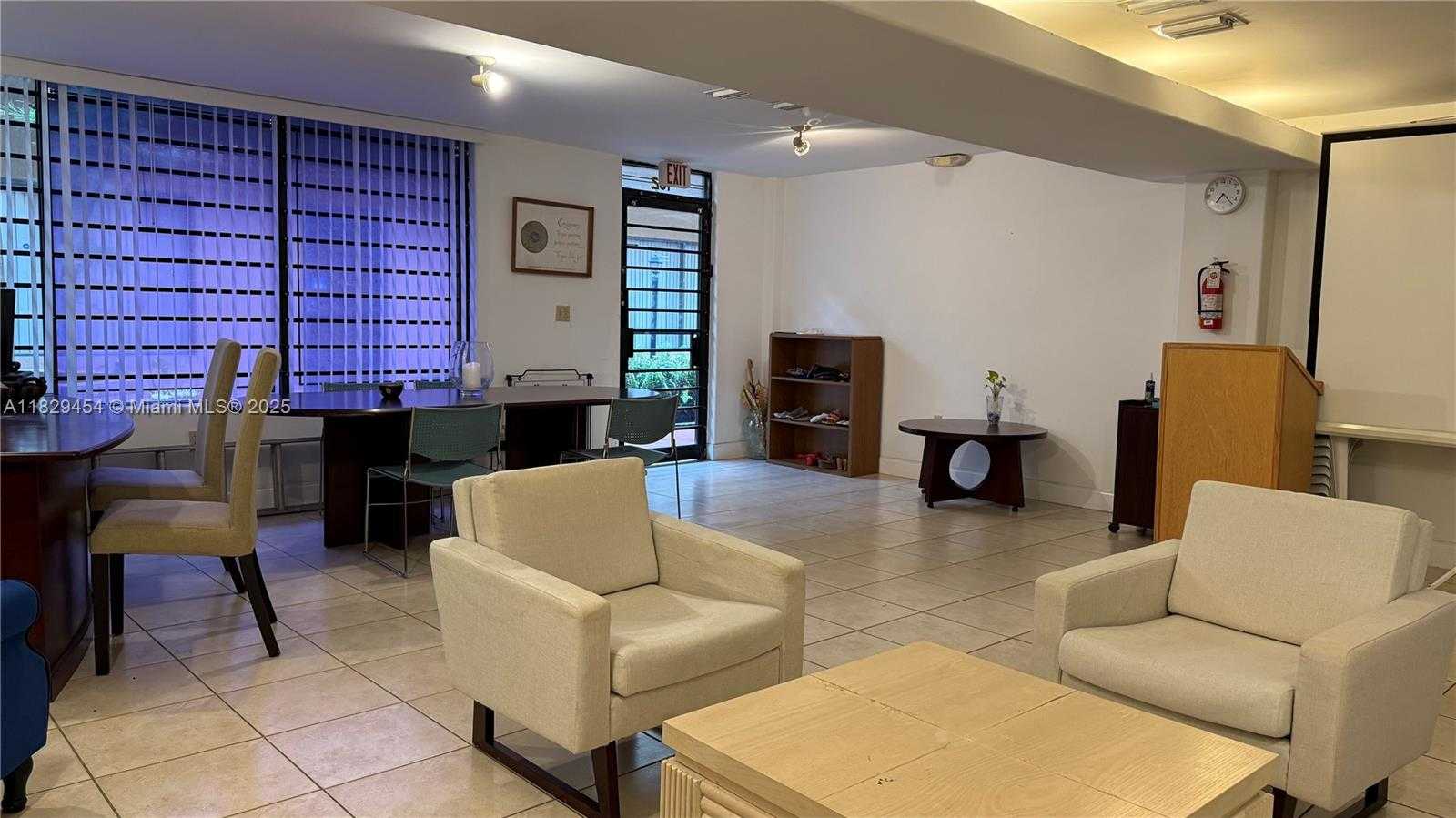 Small Image of 1651 WEST 37TH ST #402, Hialeah Number 4