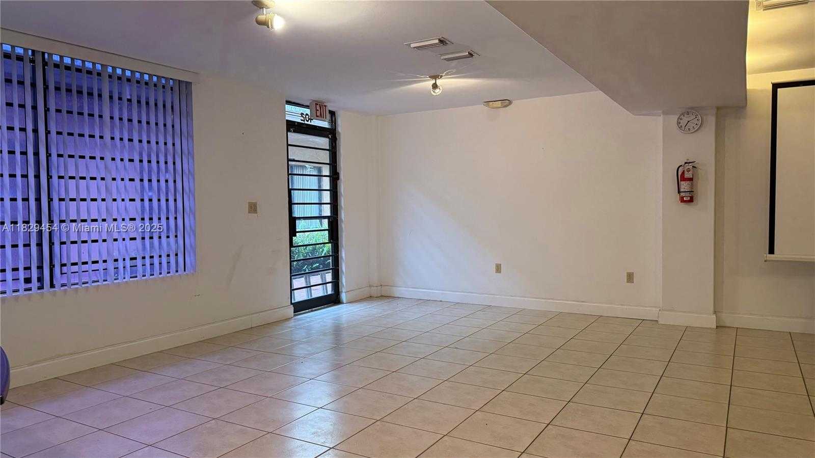 Small Image of 1651 WEST 37TH ST #402, Hialeah Number 8