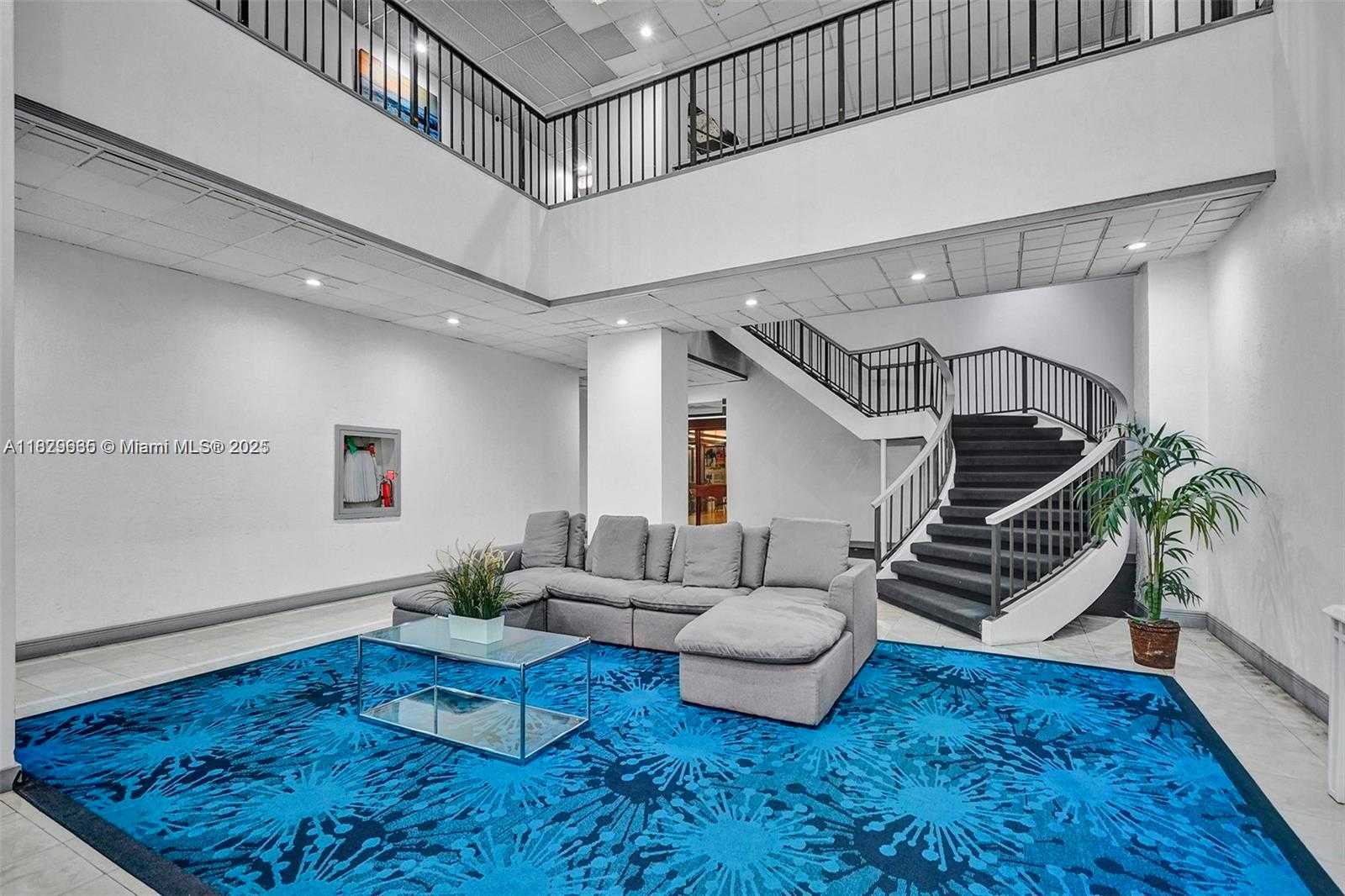 Small Image of 13499 BISCAYNE BLVD #CU202, North Miami Number 11