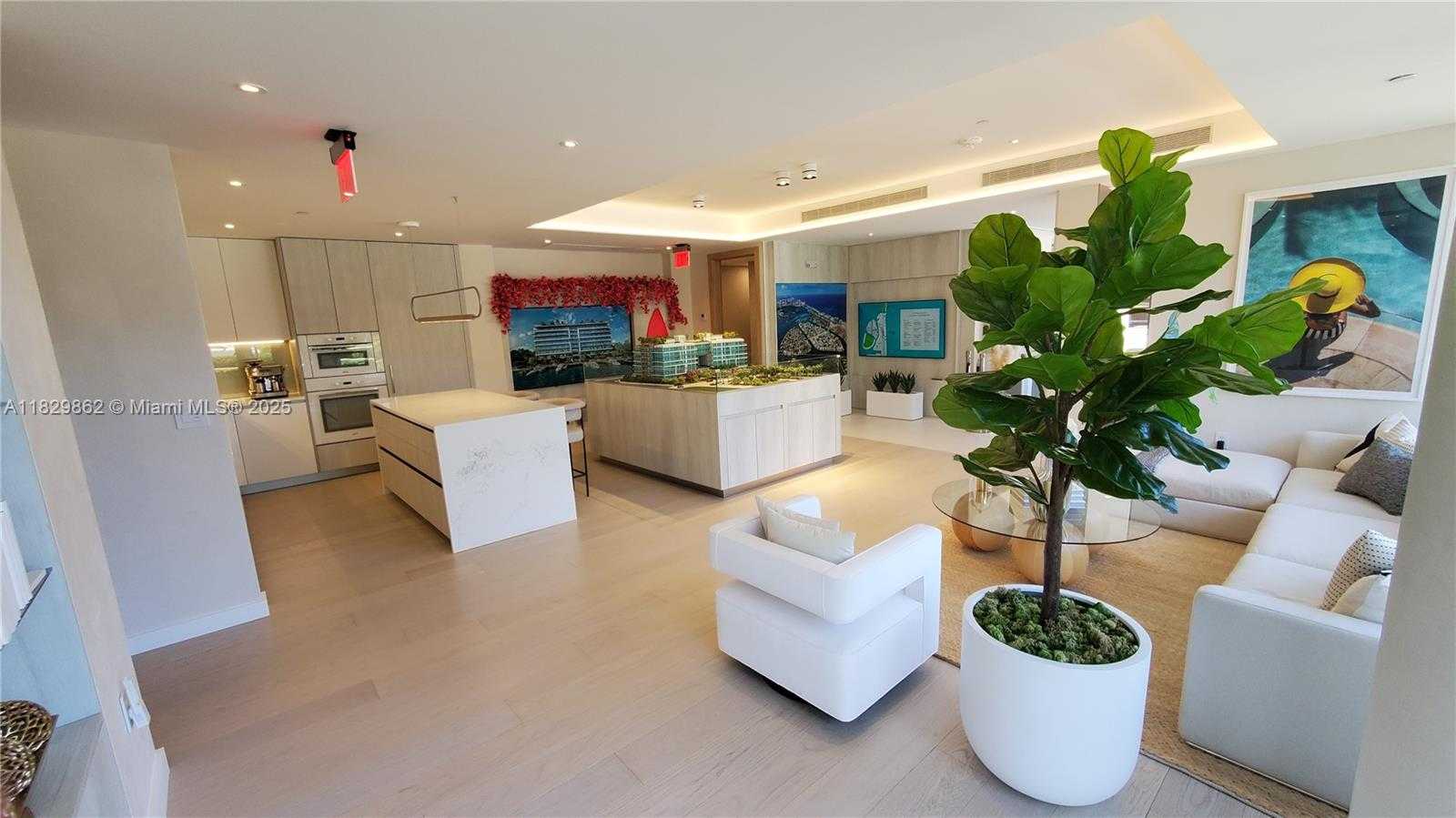 Small Image of 1111 KANE CONCOURSE, Bay Harbor Islands Number 3