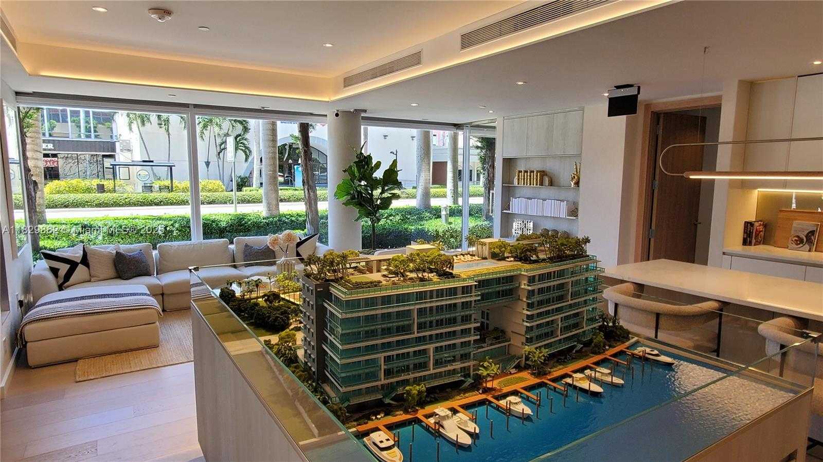 Small Image of 1111 KANE CONCOURSE, Bay Harbor Islands Number 5