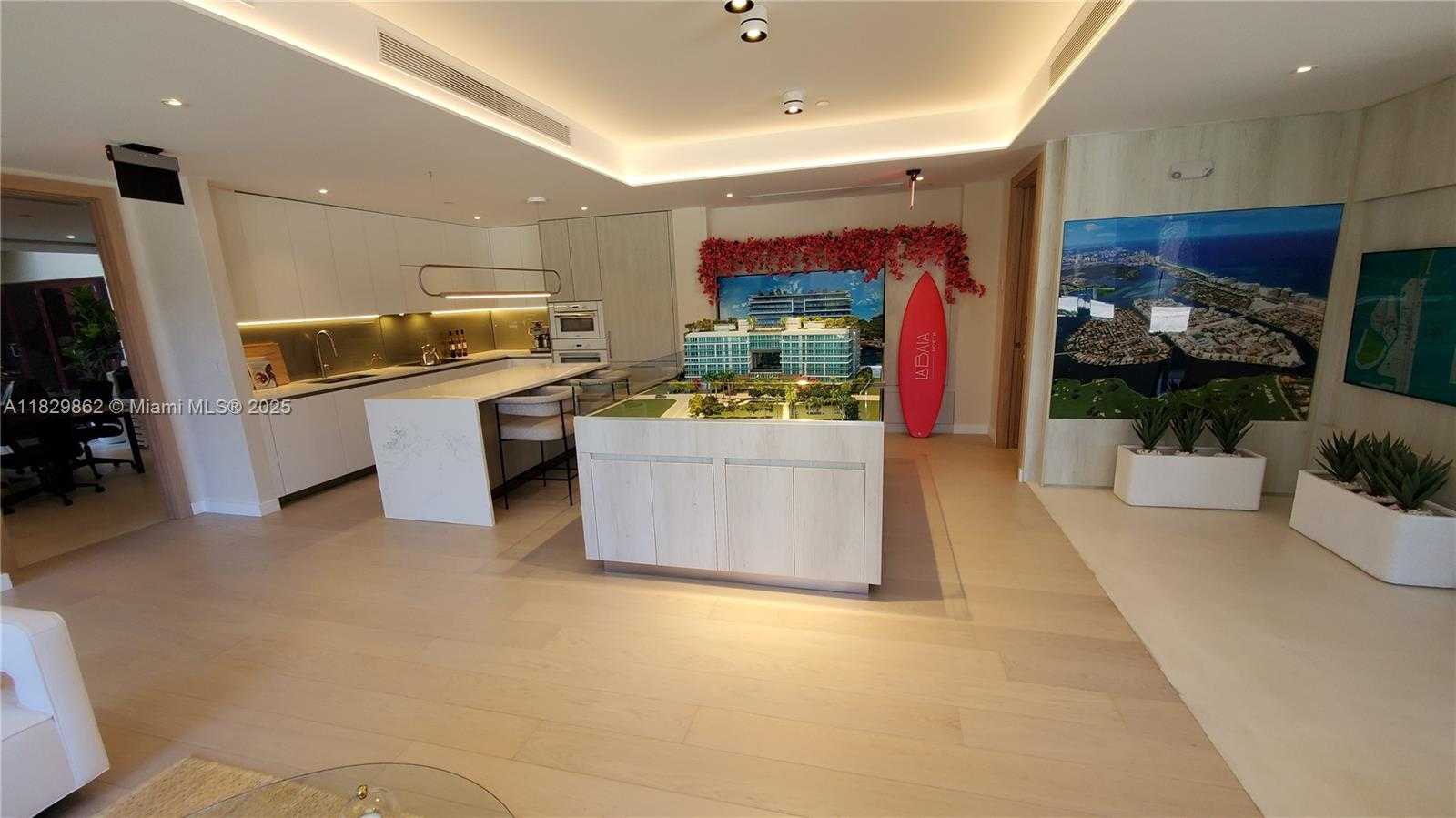 Small Image of 1111 KANE CONCOURSE, Bay Harbor Islands Number 7