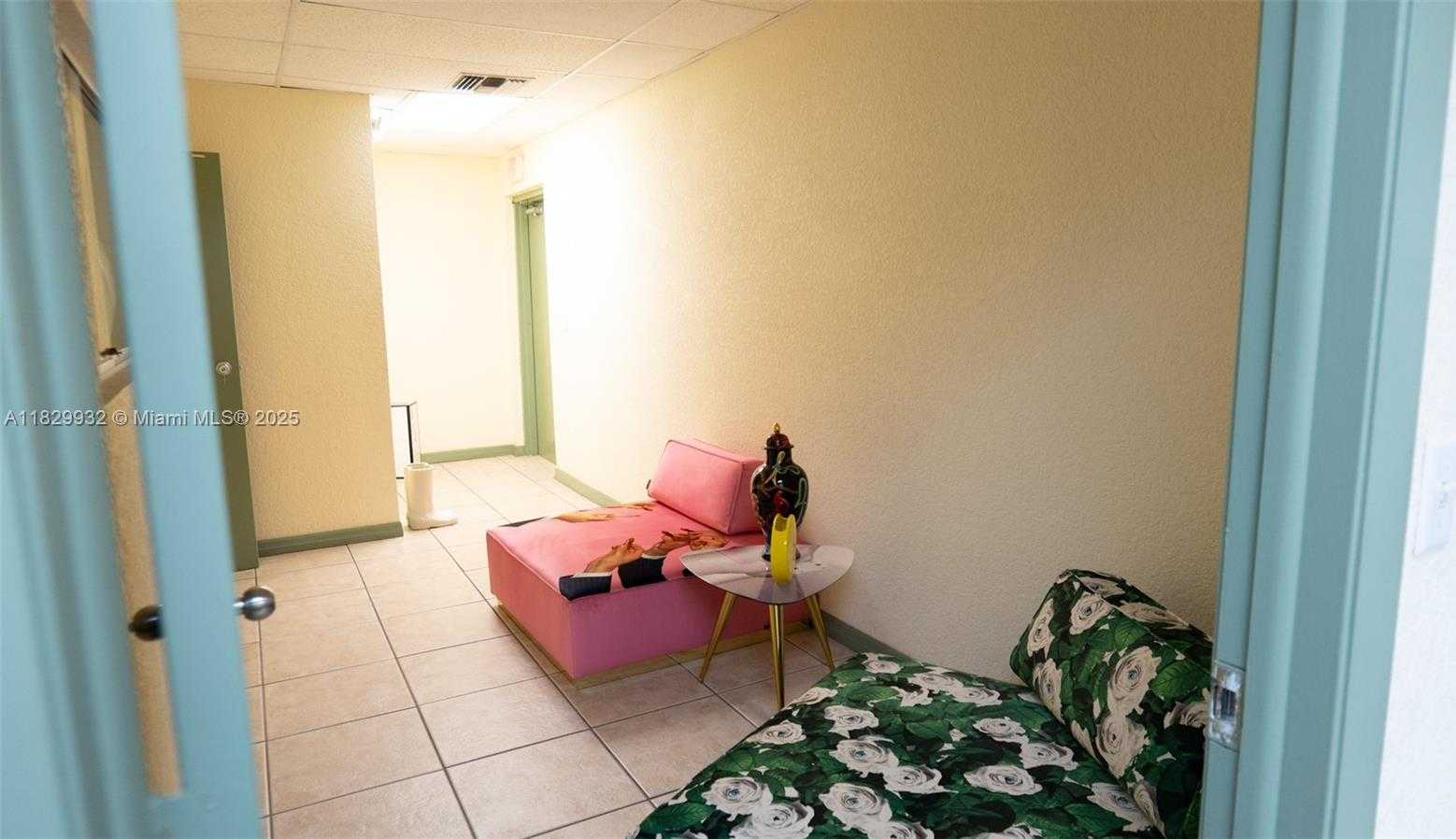 Small Image of 1840 NORTH WEST 95TH AVE, Doral Number 13