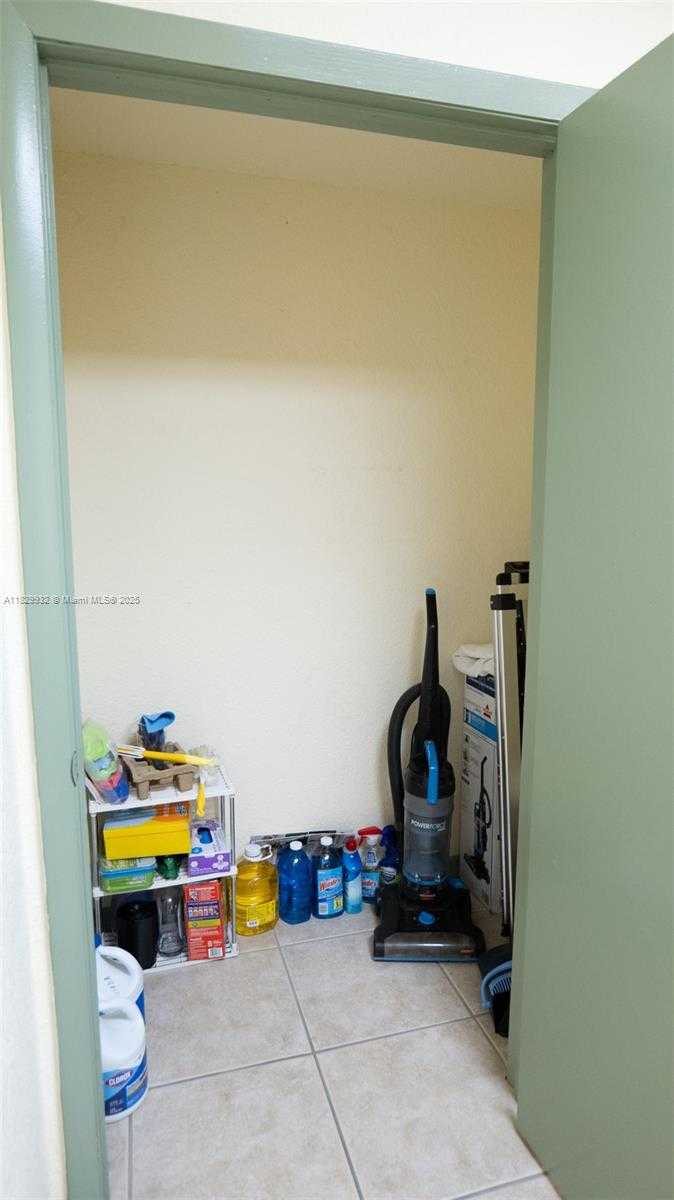 Small Image of 1840 NORTH WEST 95TH AVE, Doral Number 19