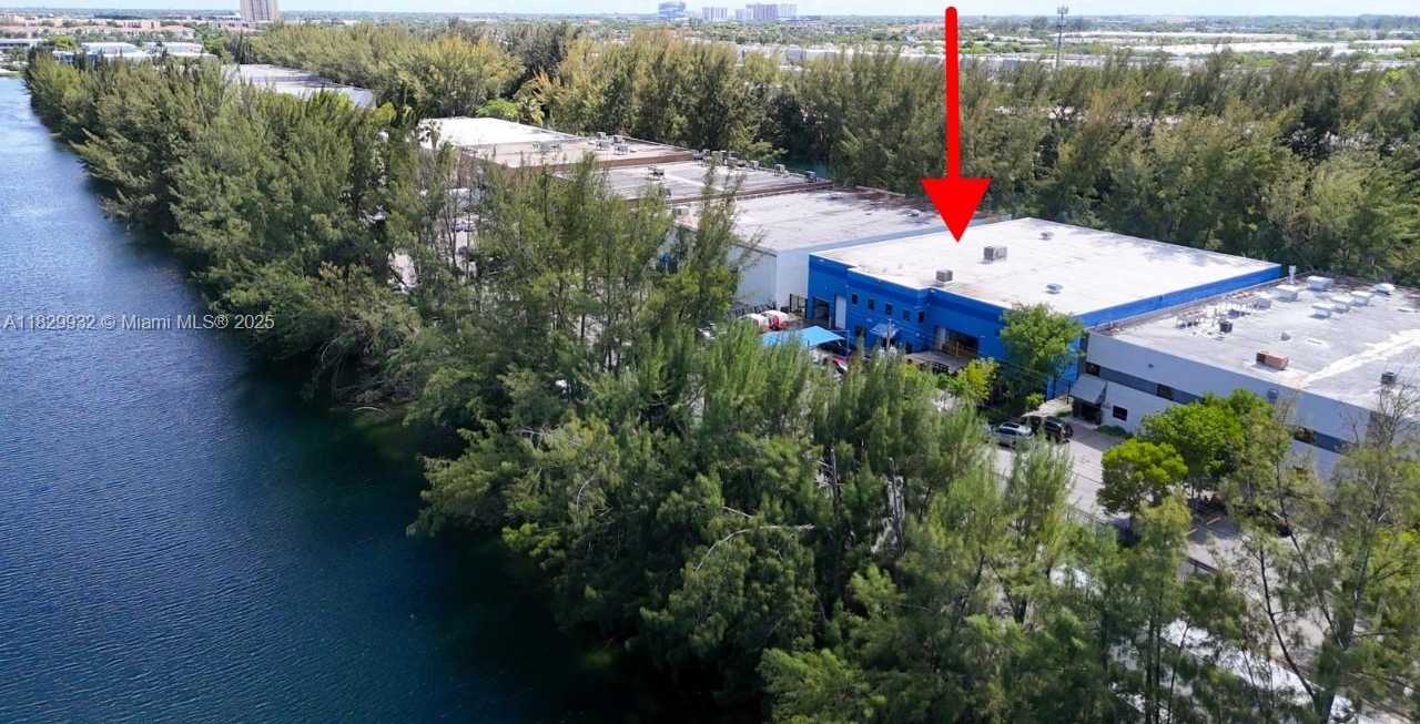 Small Image of 1840 NORTH WEST 95TH AVE, Doral Number 2