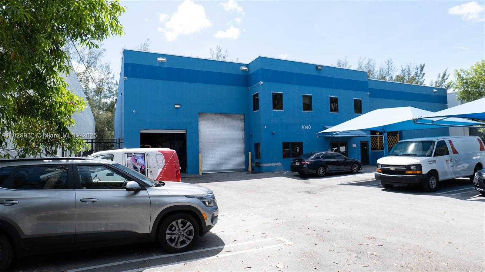 Small Image of 1840 NORTH WEST 95TH AVE, Doral Number 33