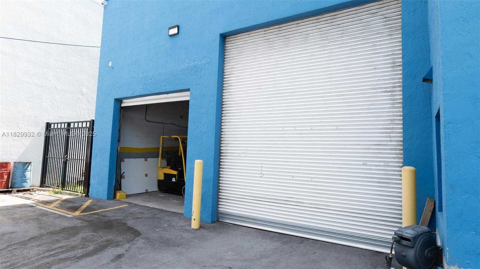 Small Image of 1840 NORTH WEST 95TH AVE, Doral Number 38