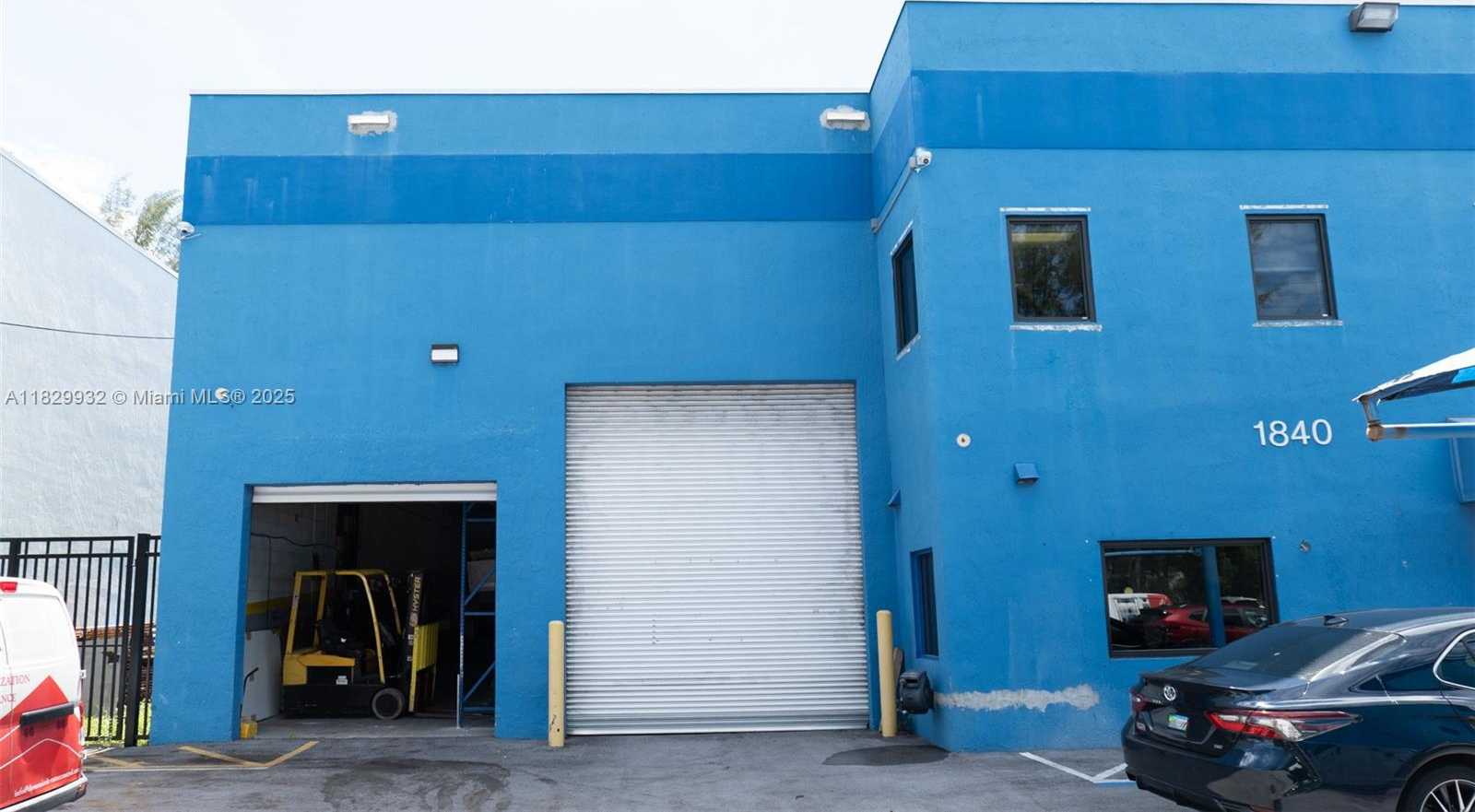 Small Image of 1840 NORTH WEST 95TH AVE, Doral Number 4