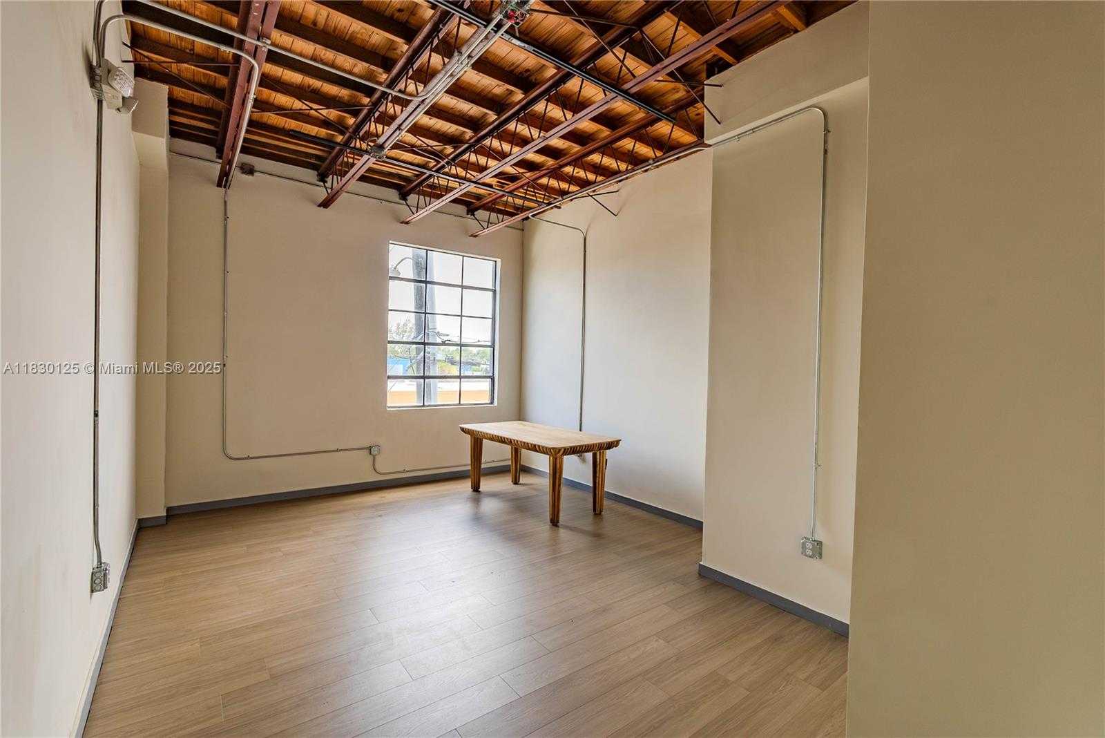 Small Image of 551 NORTH WEST 72ND ST #3A, Miami Number 5
