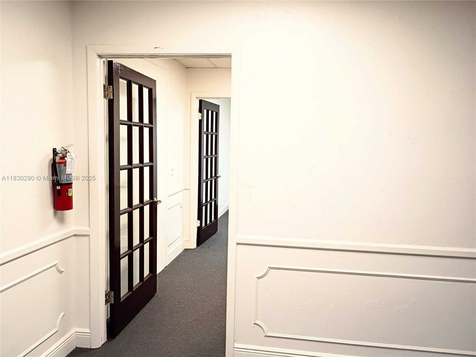 Small Image of 2720 FOREST HILL BLVD #202, Palm Springs Number 32